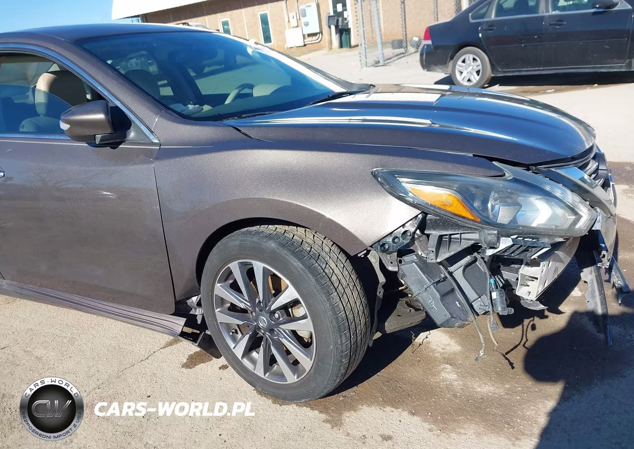 2017 Nissan Altima 2.5 VIN:1N4AL3AP0HC174594 - 6