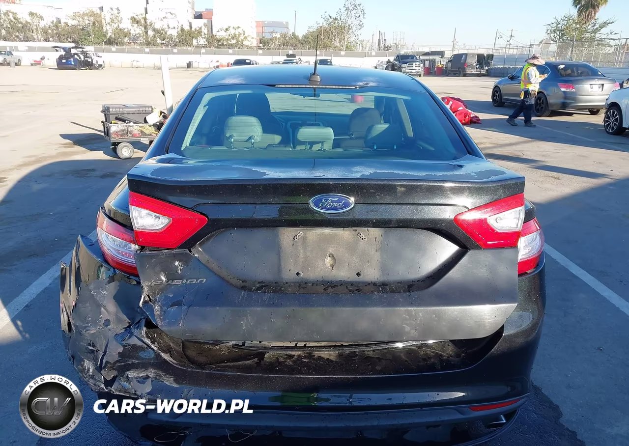 2014 Ford Fusion S VIN:3FA6P0G75ER212981 - 16