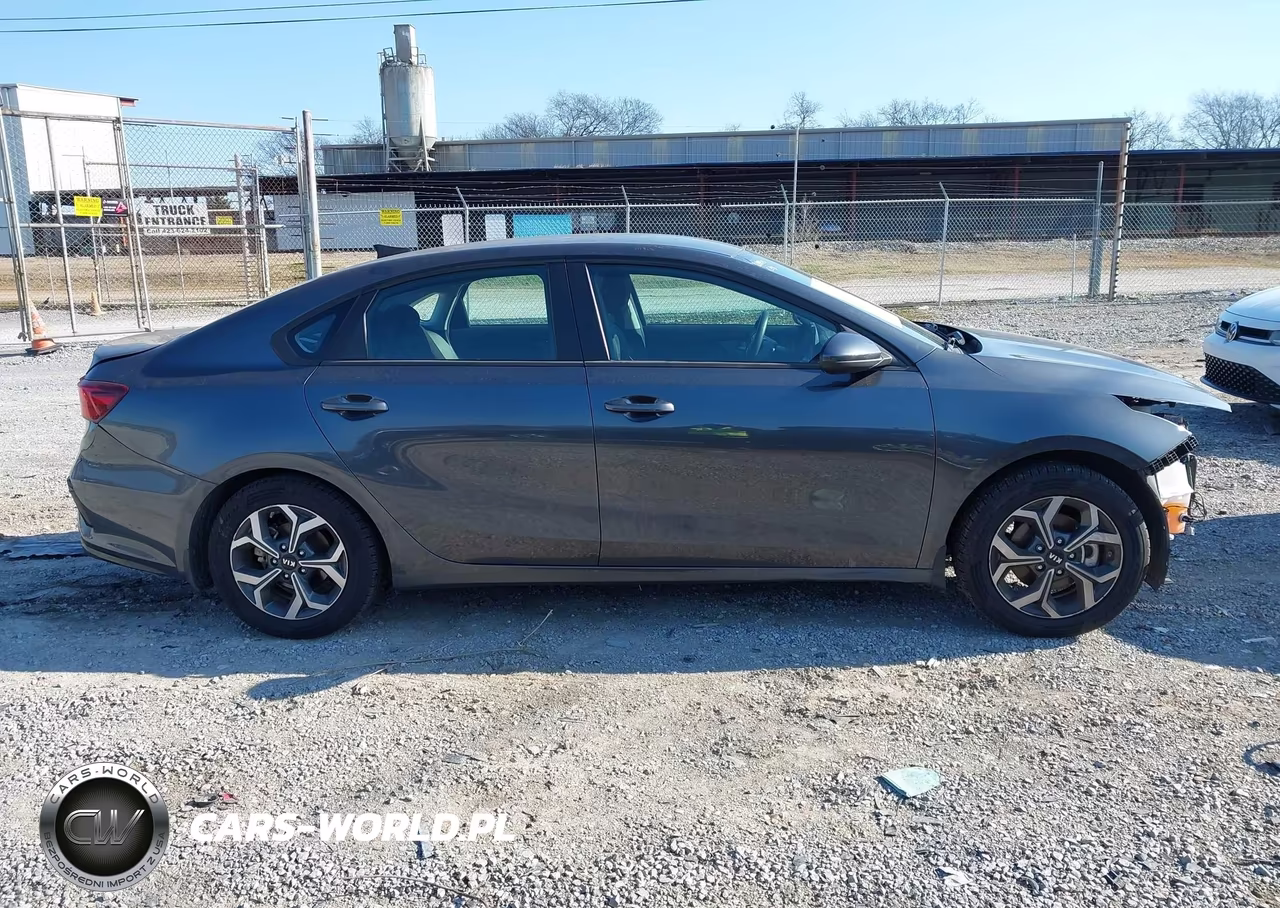 2021 Kia Forte Lxs VIN:3KPF24ADXME301689 - 14