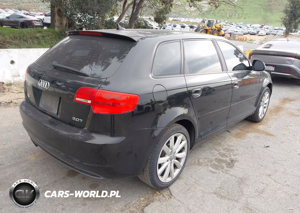 2010 Audi A3 2.0T Premium VIN:WAUBEAFM8AA131616 - 4