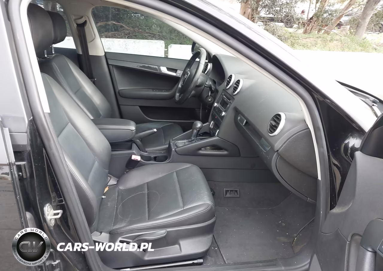 2010 Audi A3 2.0T Premium VIN:WAUBEAFM8AA131616 - 5