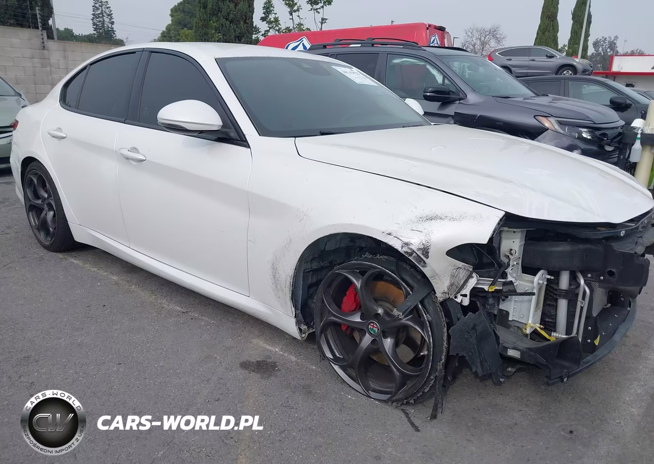 2018 Alfa Romeo Giulia Ti Sport Rwd