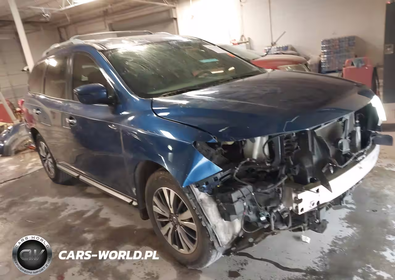 2018 Nissan Pathfinder Sv