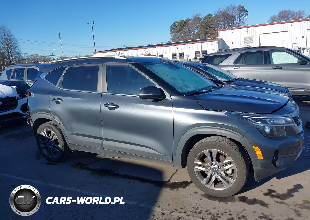 2023 Kia Seltos S VIN:KNDEUCAA3P7421344 - 13