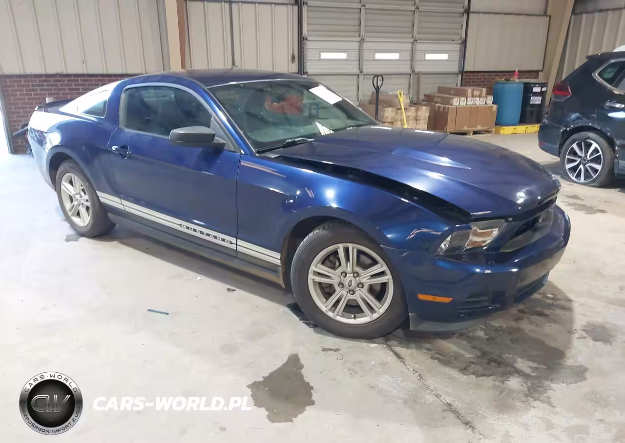 2012 Ford Mustang V6