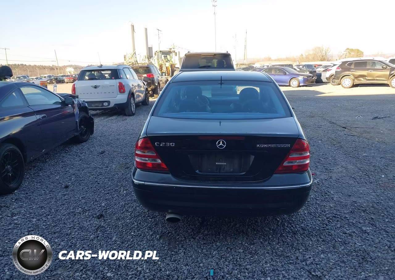 2005 Mercedes-Benz C 230 Kompressor Sport VIN:WDBRF40J75F681718 - 16
