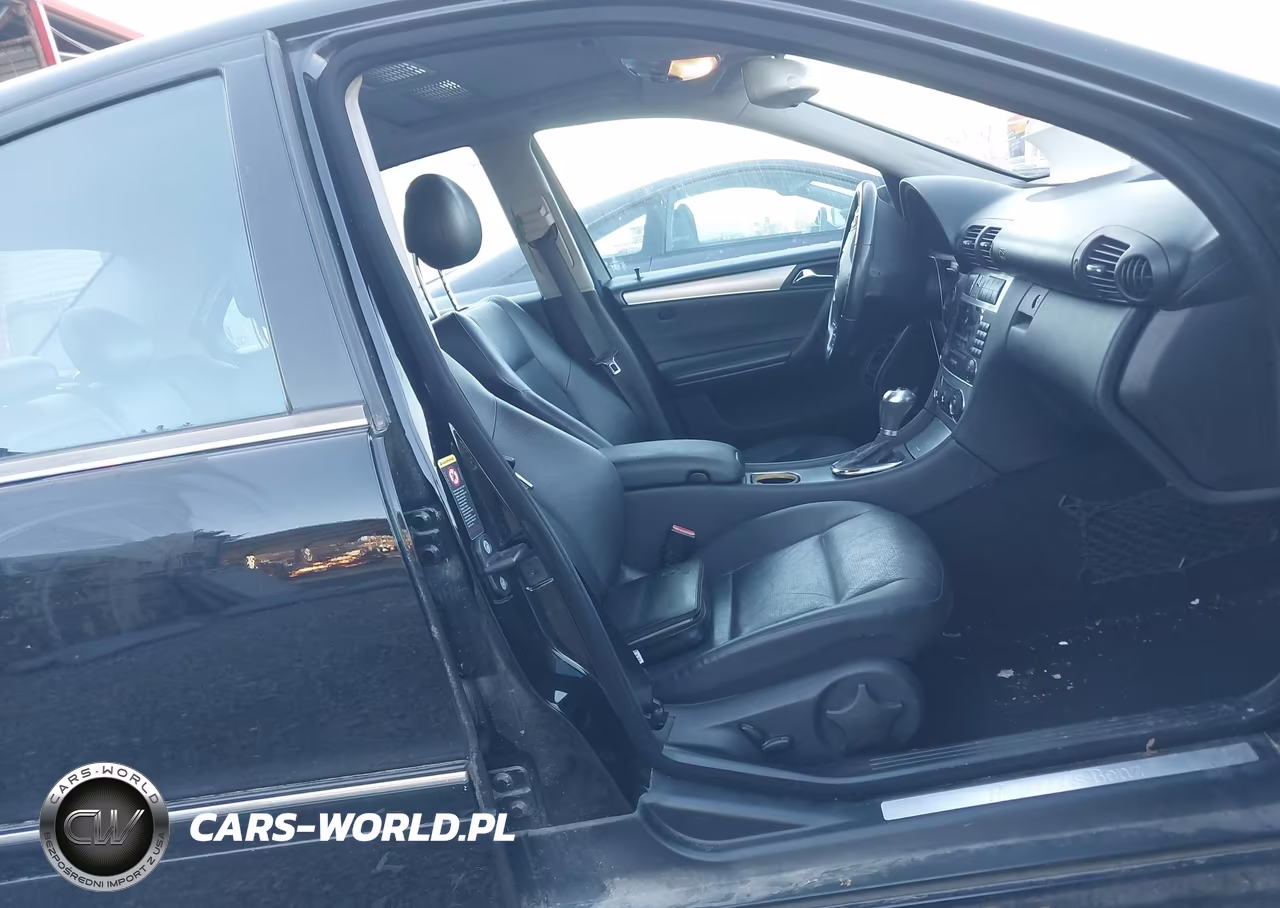 2005 Mercedes-Benz C 230 Kompressor Sport VIN:WDBRF40J75F681718 - 5