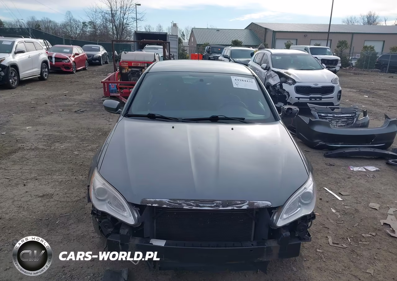 2013 Chrysler 200 Touring VIN:1C3CCBBG1DN527164 - 13