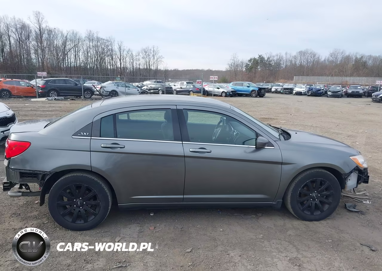 2013 Chrysler 200 Touring VIN:1C3CCBBG1DN527164 - 14
