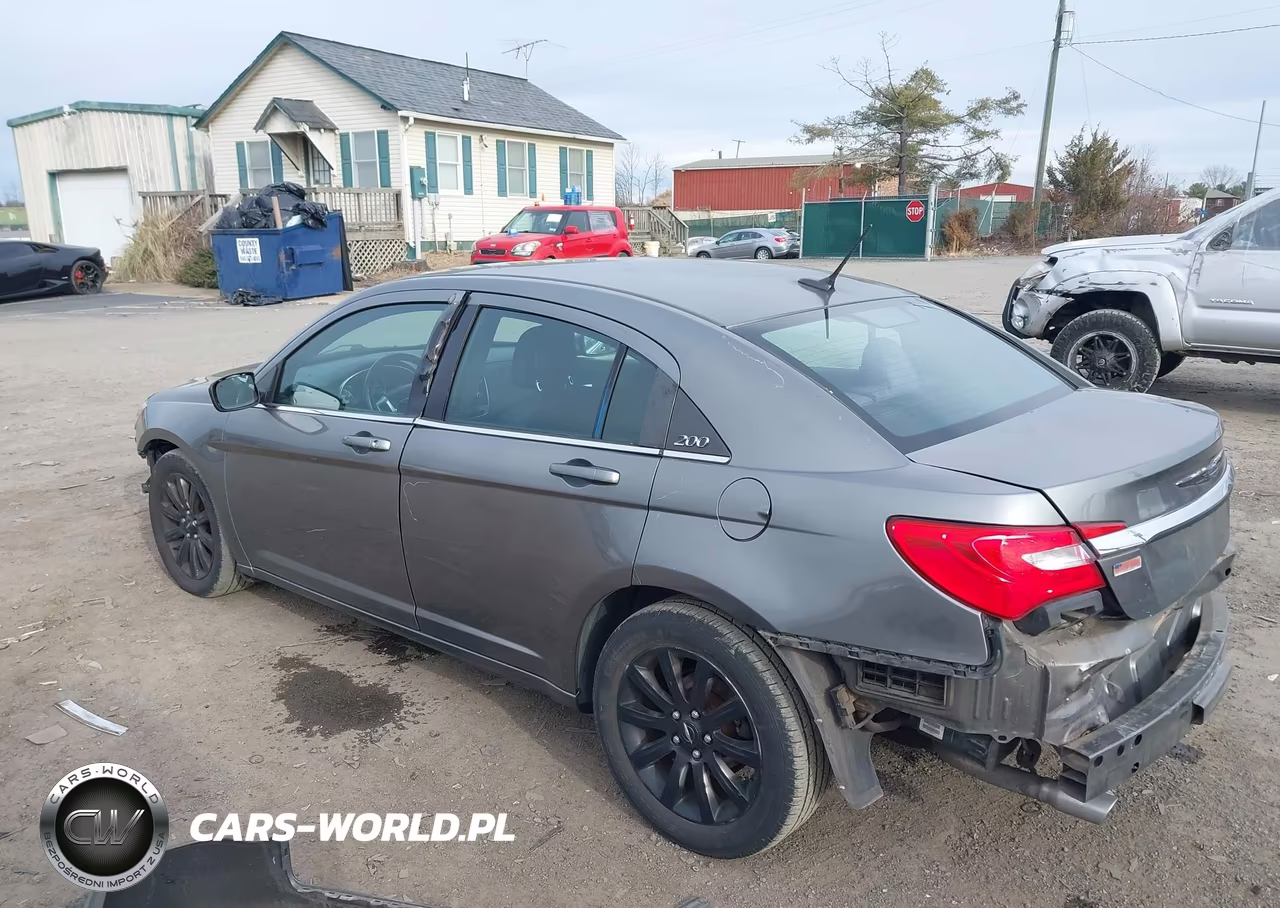 2013 Chrysler 200 Touring VIN:1C3CCBBG1DN527164 - 3