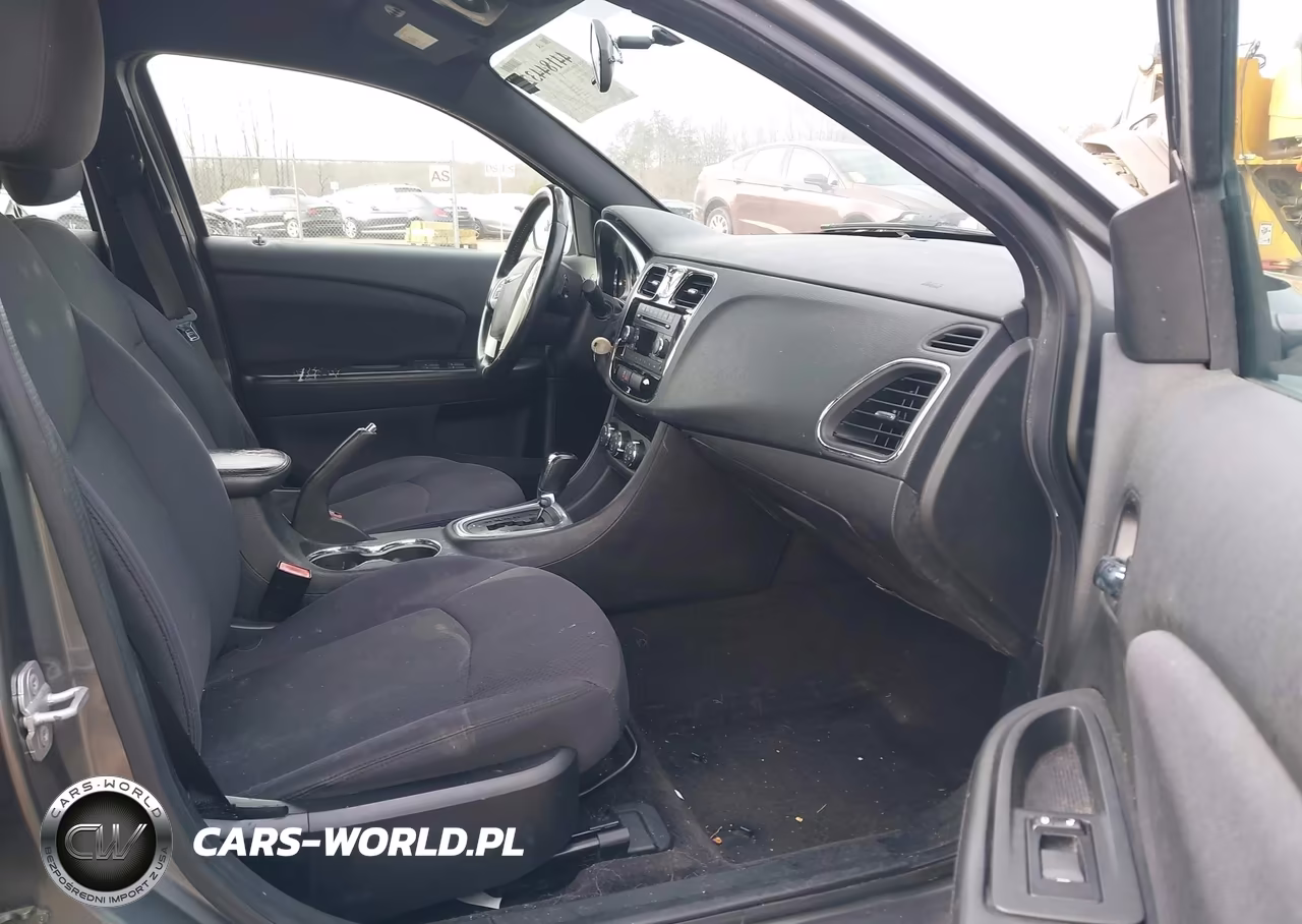 2013 Chrysler 200 Touring VIN:1C3CCBBG1DN527164 - 5