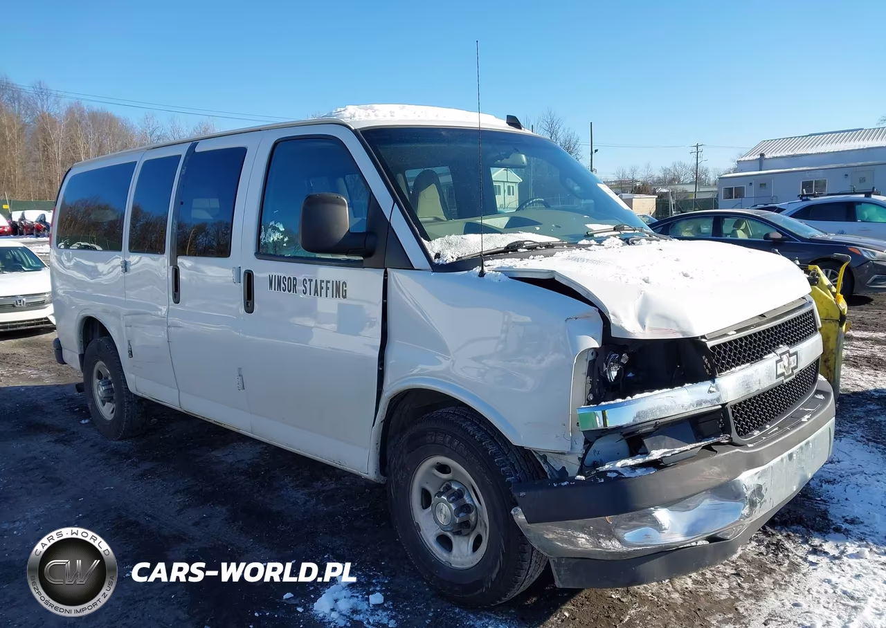 2018 Chevrolet Express 2500 Lt