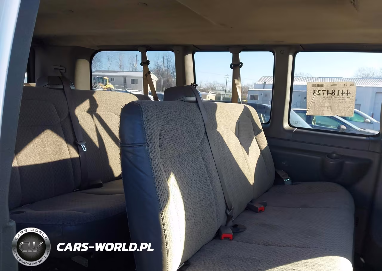 2018 Chevrolet Express 2500 Lt VIN:1GAWGFFG1J1243527 - 8