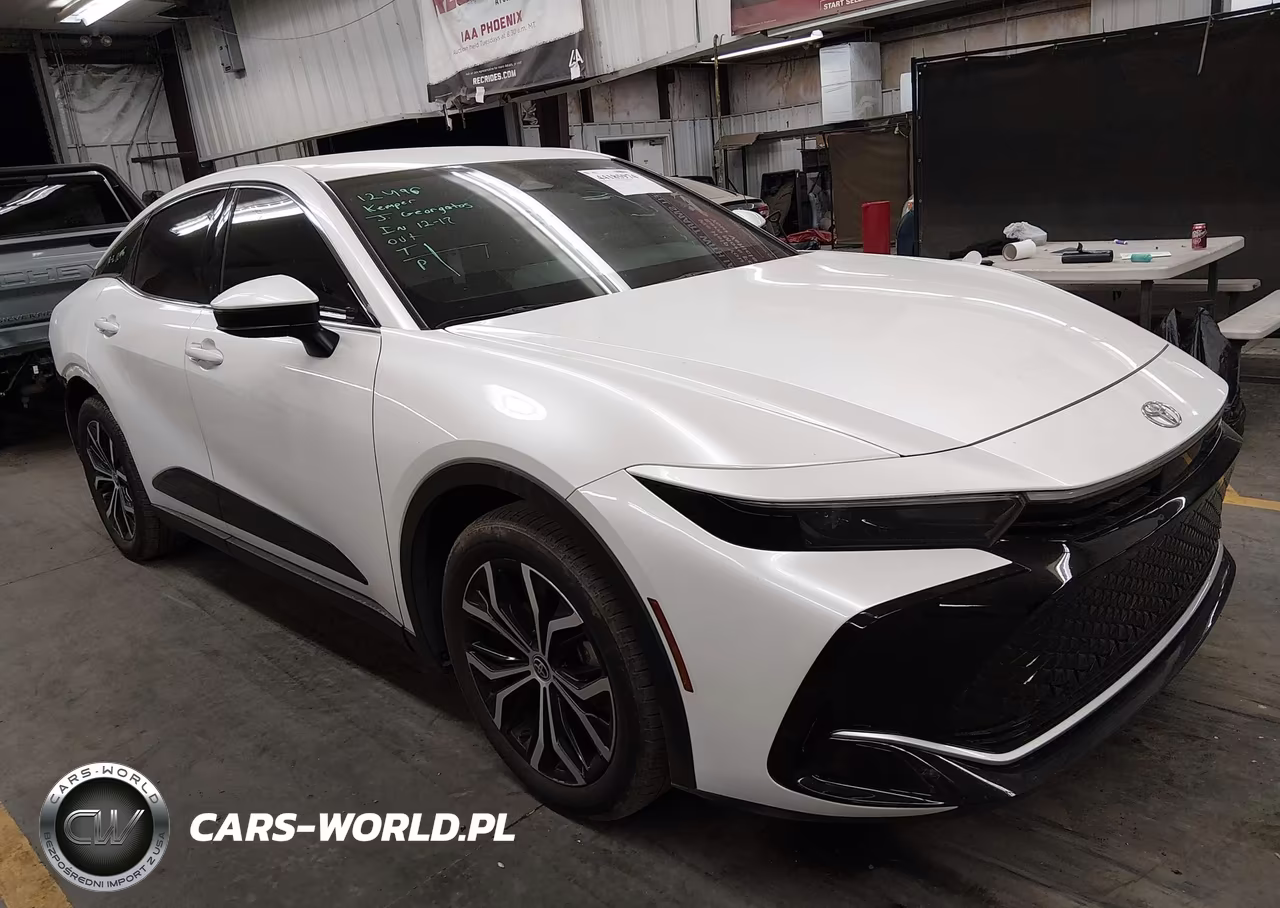 2023 Toyota Crown Xle