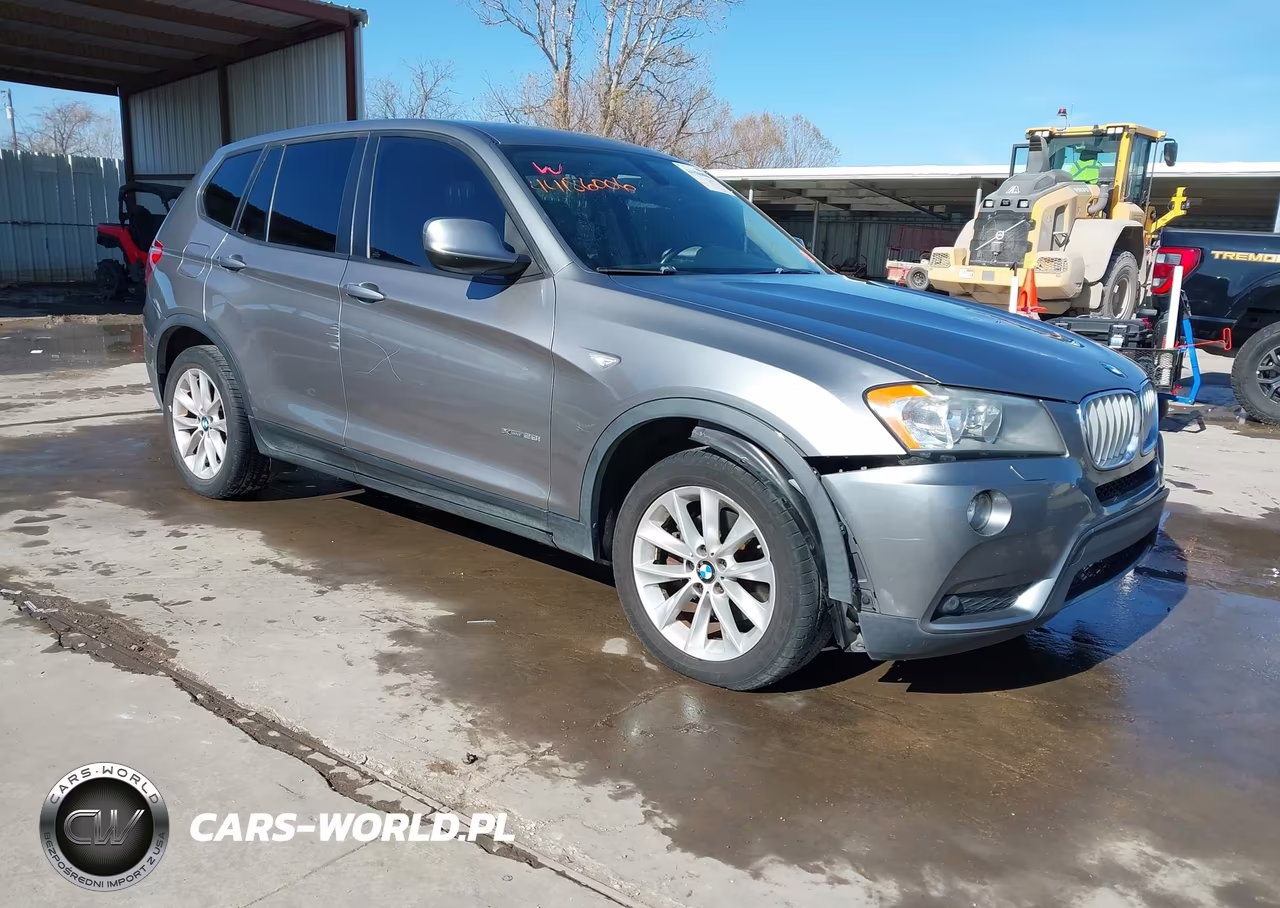 2013 BMW X3 xDrive28I – zdjęcie 1 z 18