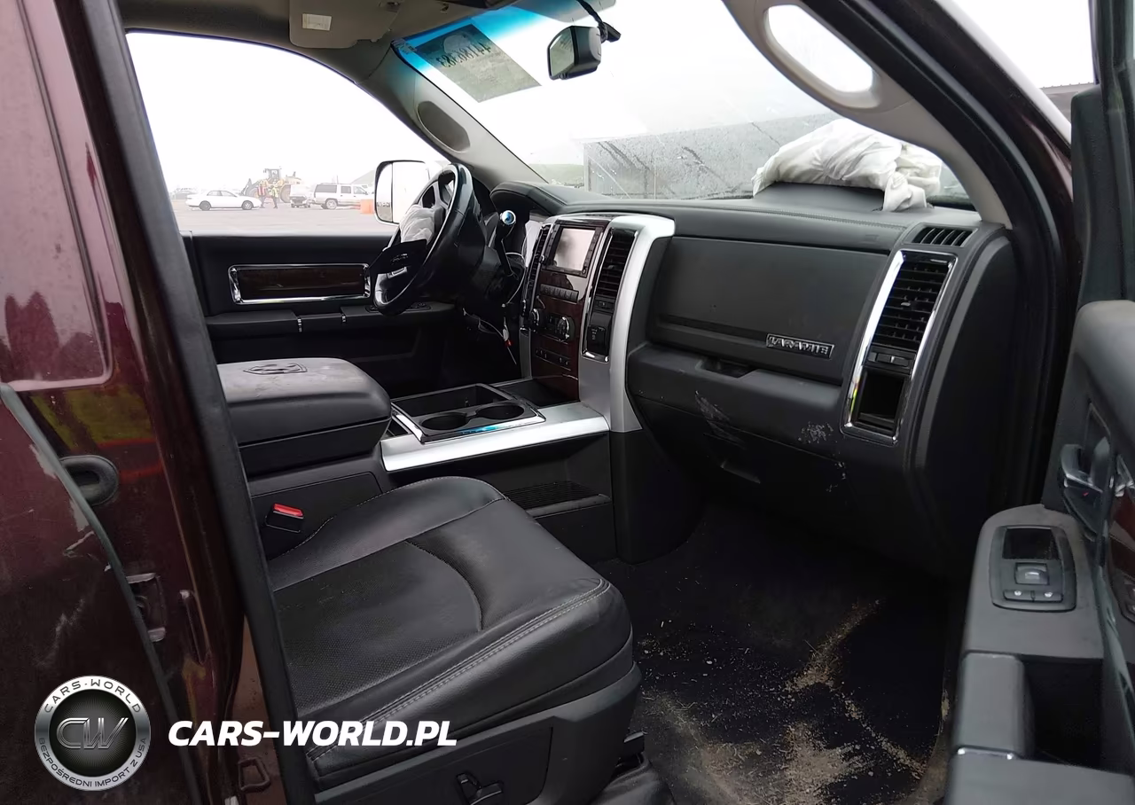 2012 Ram 3500 Laramie VIN:3C63D3ML2CG203096 - 7