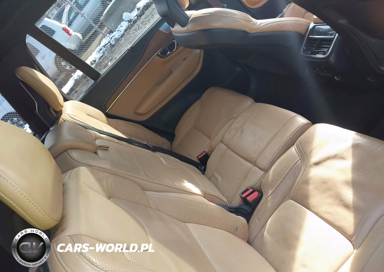 2016 Volvo Xc90 T6 First Edition VIN:YV4A22PN8G1004147 - 8