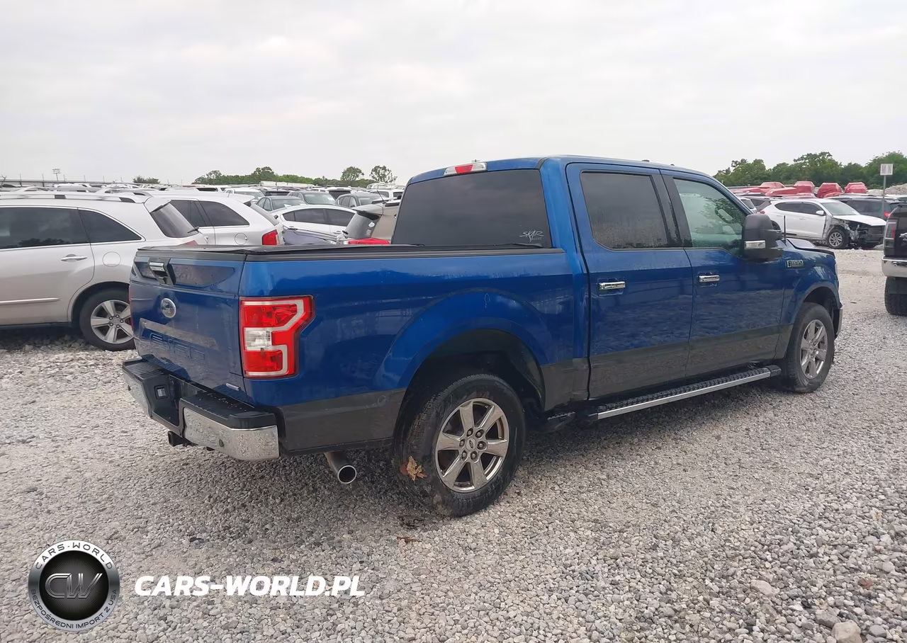 2018 Ford F-150 Xlt VIN:1FTEW1CP2JFA00096 - 4