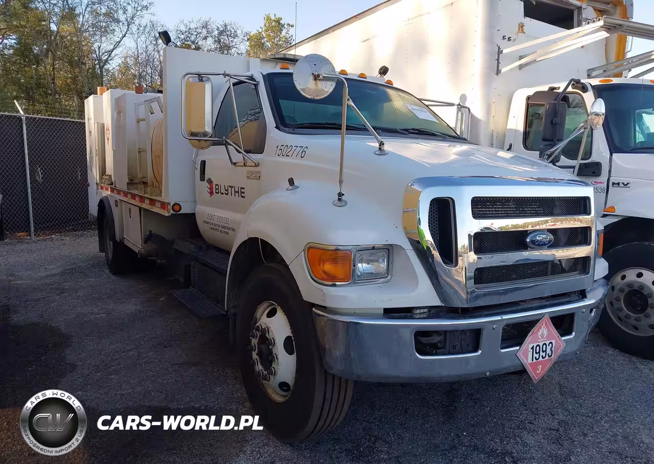 2012 Ford F-750 Xl-Xlt
