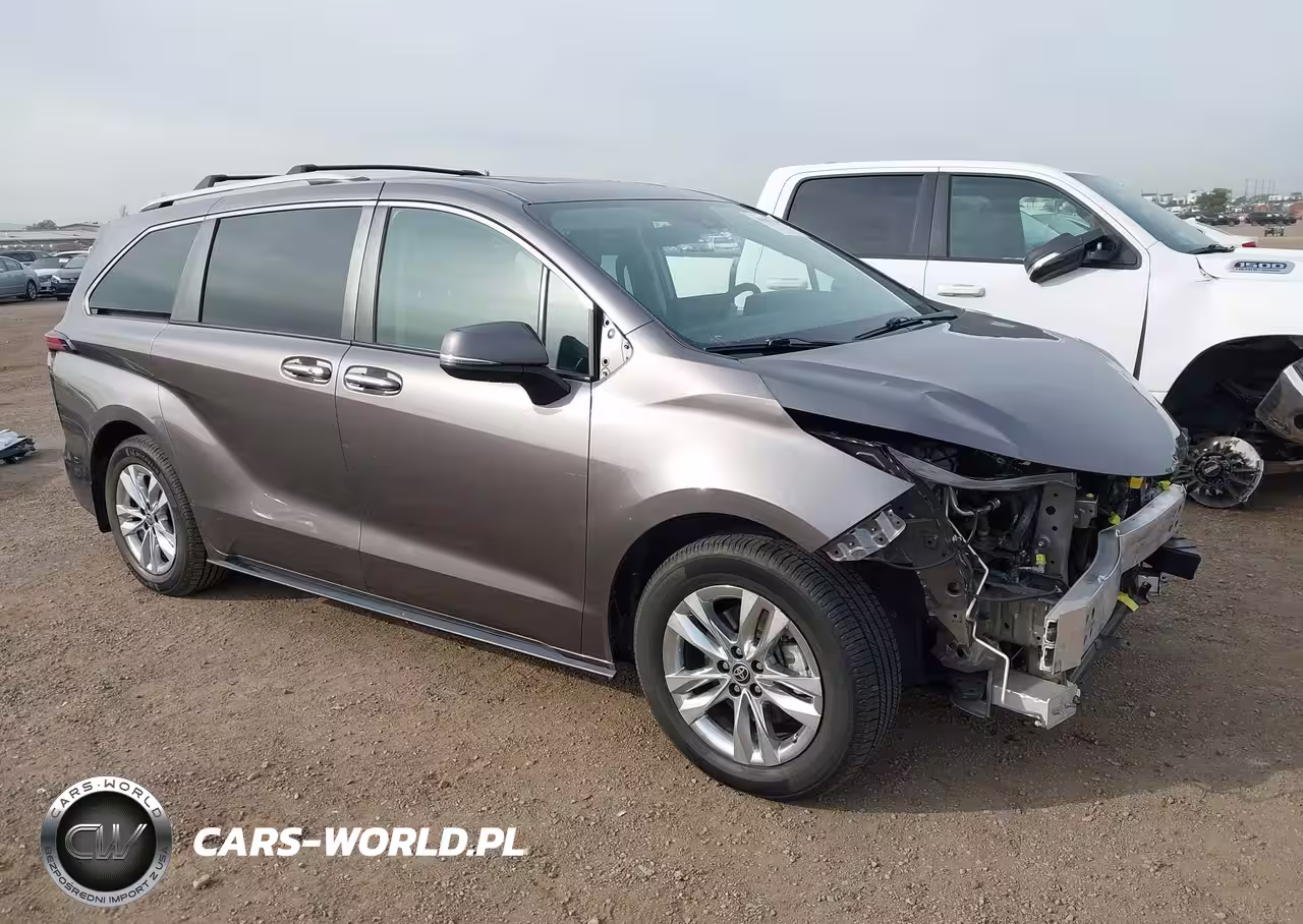 2022 Toyota Sienna Limited