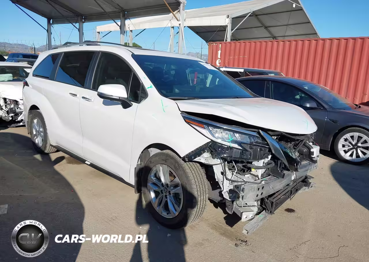 2025 Toyota Sienna Limited