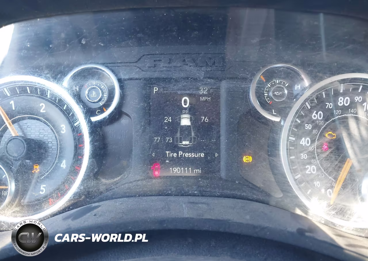 2019 Ram 4500 Chassis Tradesman-Slt VIN:3C7WRLBL4KG659855 - 5