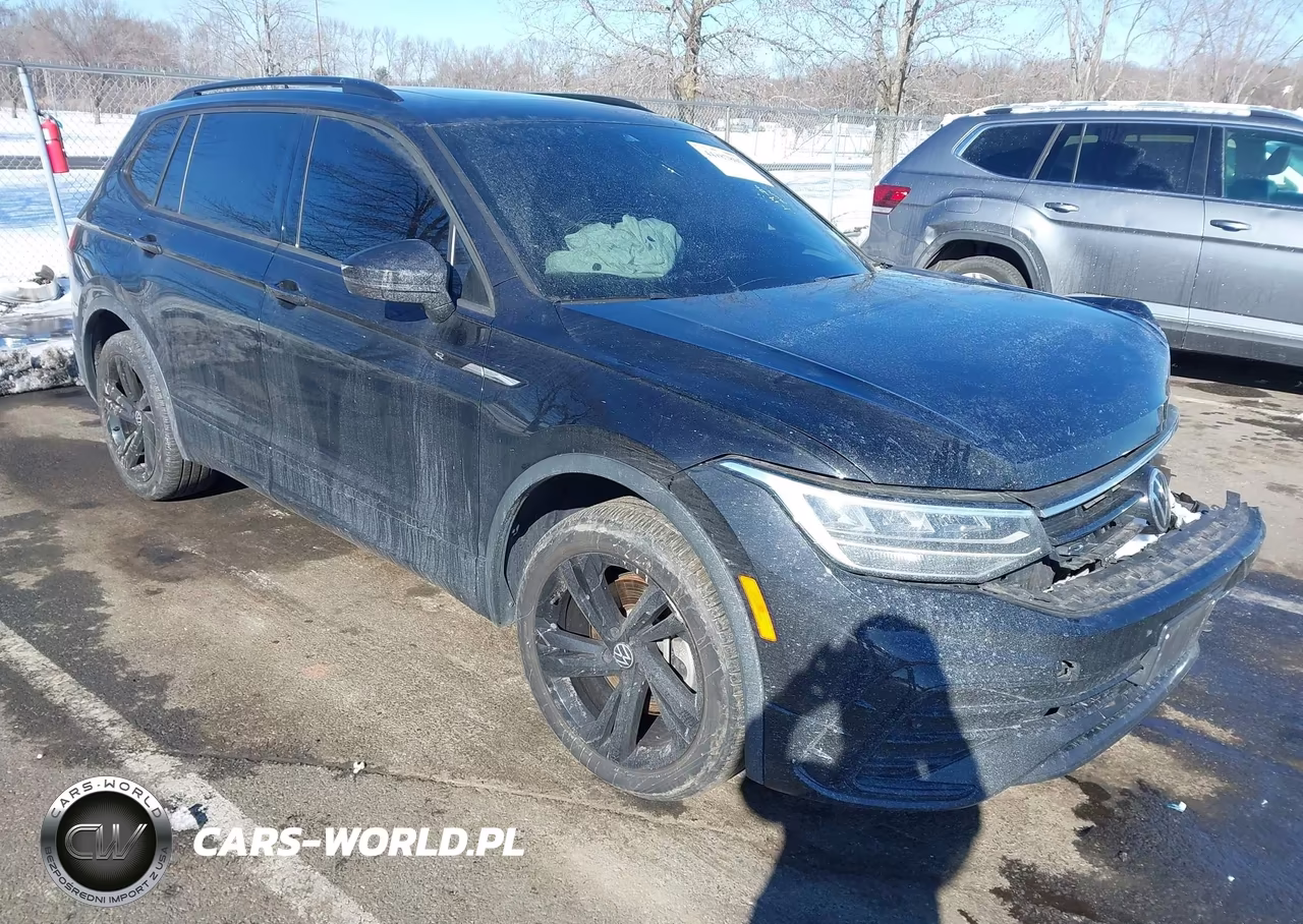 2023 Volkswagen Tiguan 2.0T Se R-Line Black