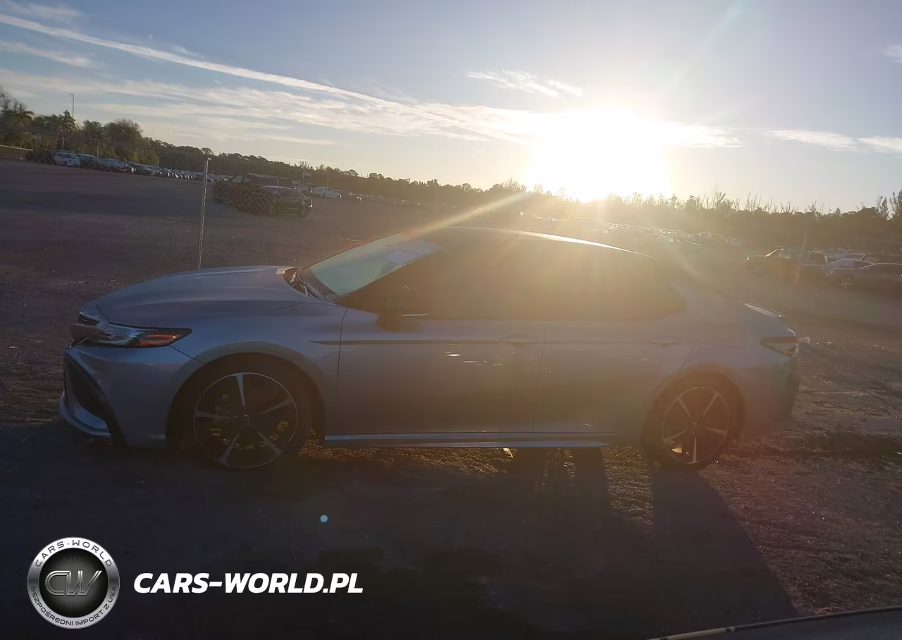 2021 Toyota Camry Xse VIN:4T1K61AK7MU424945 - 14