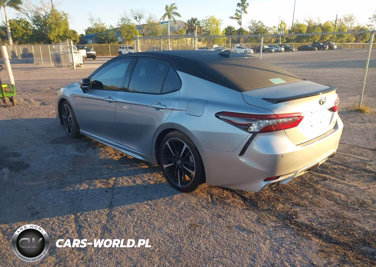 2021 Toyota Camry Xse VIN:4T1K61AK7MU424945 - 3