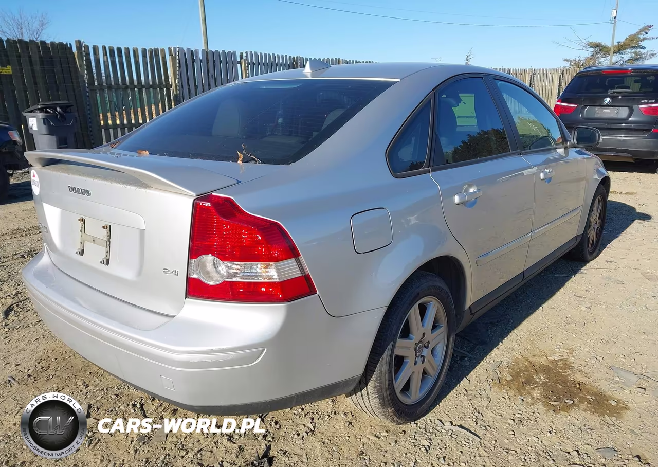 2007 Volvo S40 2.4I VIN:YV1MS390372250938 - 4