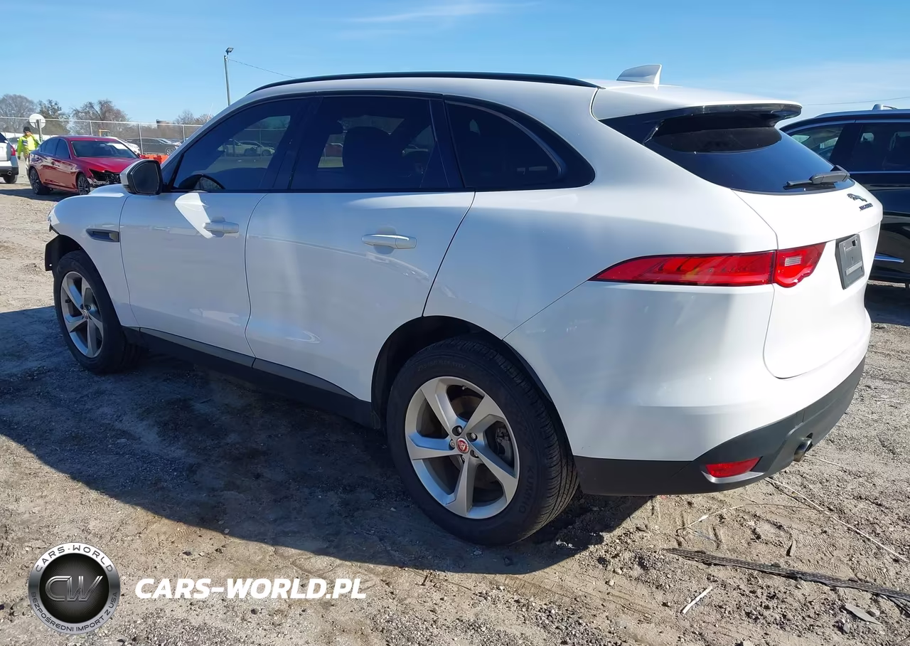 2017 Jaguar F-Pace 35T Premium VIN:SADCJ2BV7HA063993 - 3