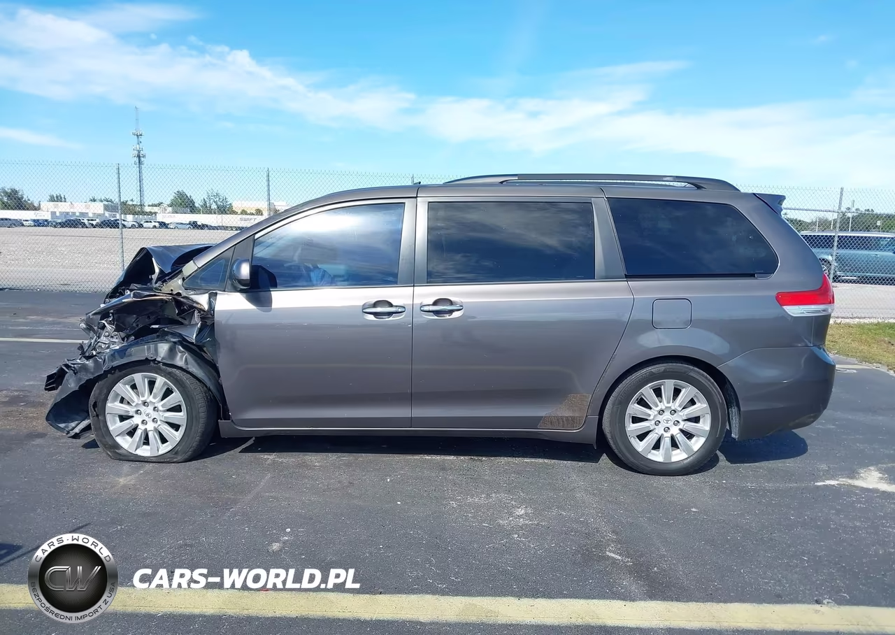 2012 Toyota Sienna Limited V6 7 Passenger VIN:5TDYK3DC5CS232677 - 15