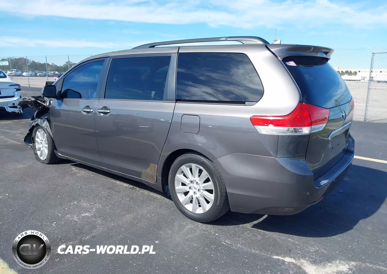 2012 Toyota Sienna Limited V6 7 Passenger VIN:5TDYK3DC5CS232677 - 3