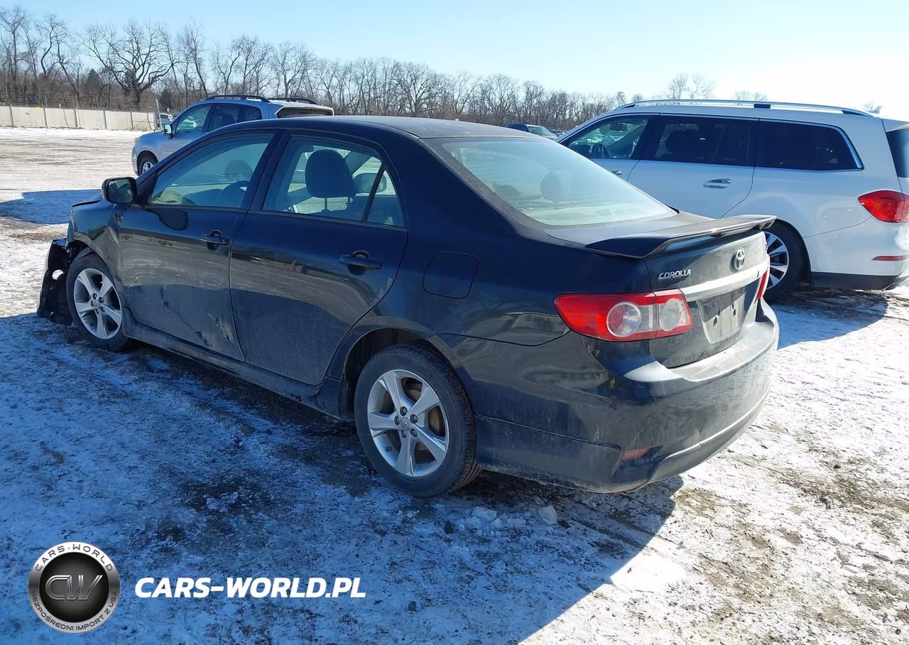 2013 Toyota Corolla S VIN:2T1BU4EE2DC942054 - 3