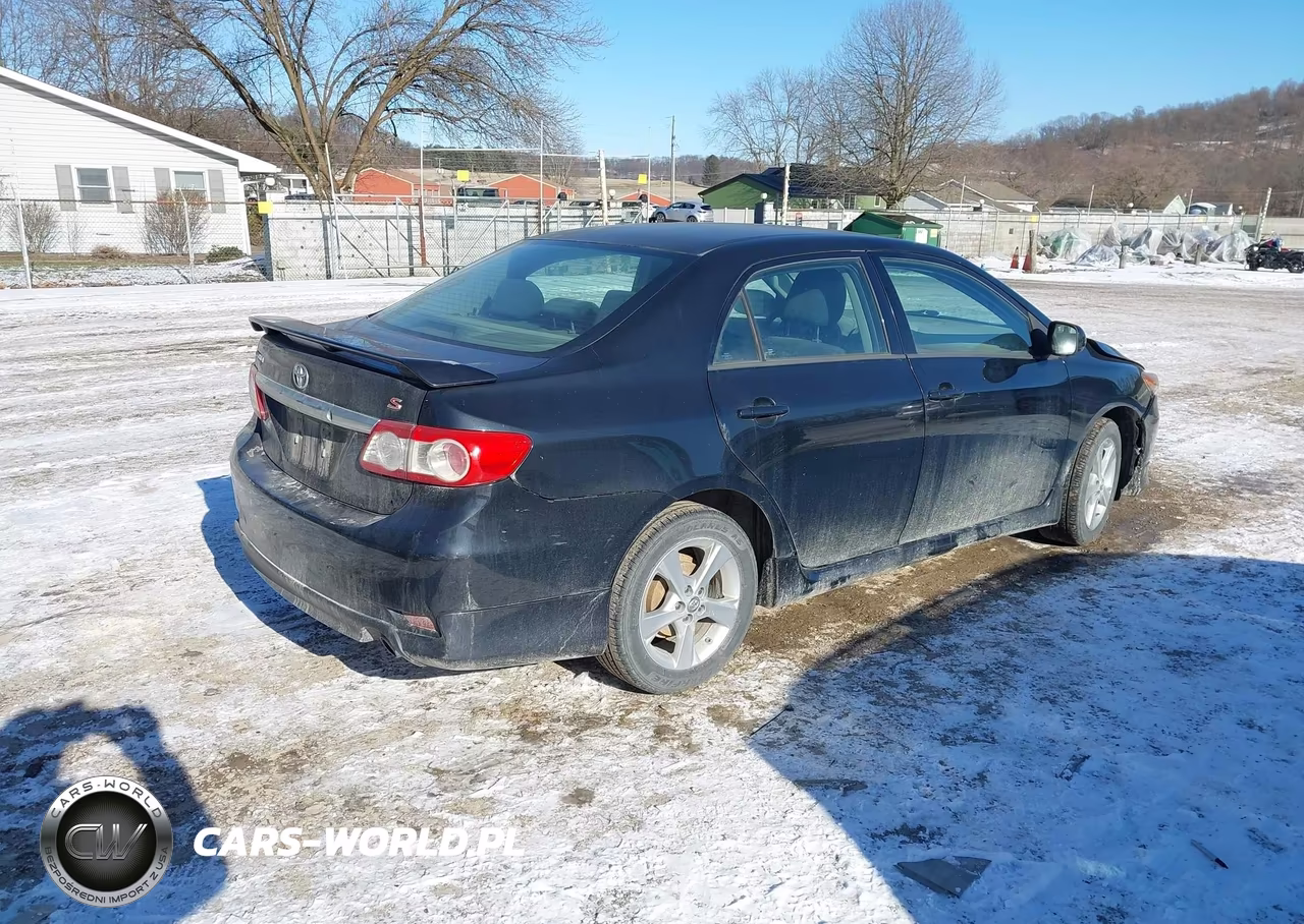 2013 Toyota Corolla S VIN:2T1BU4EE2DC942054 - 4