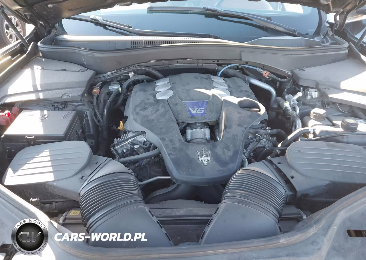 2021 Maserati Levante S VIN:ZN661YUA4MX379668 - 10