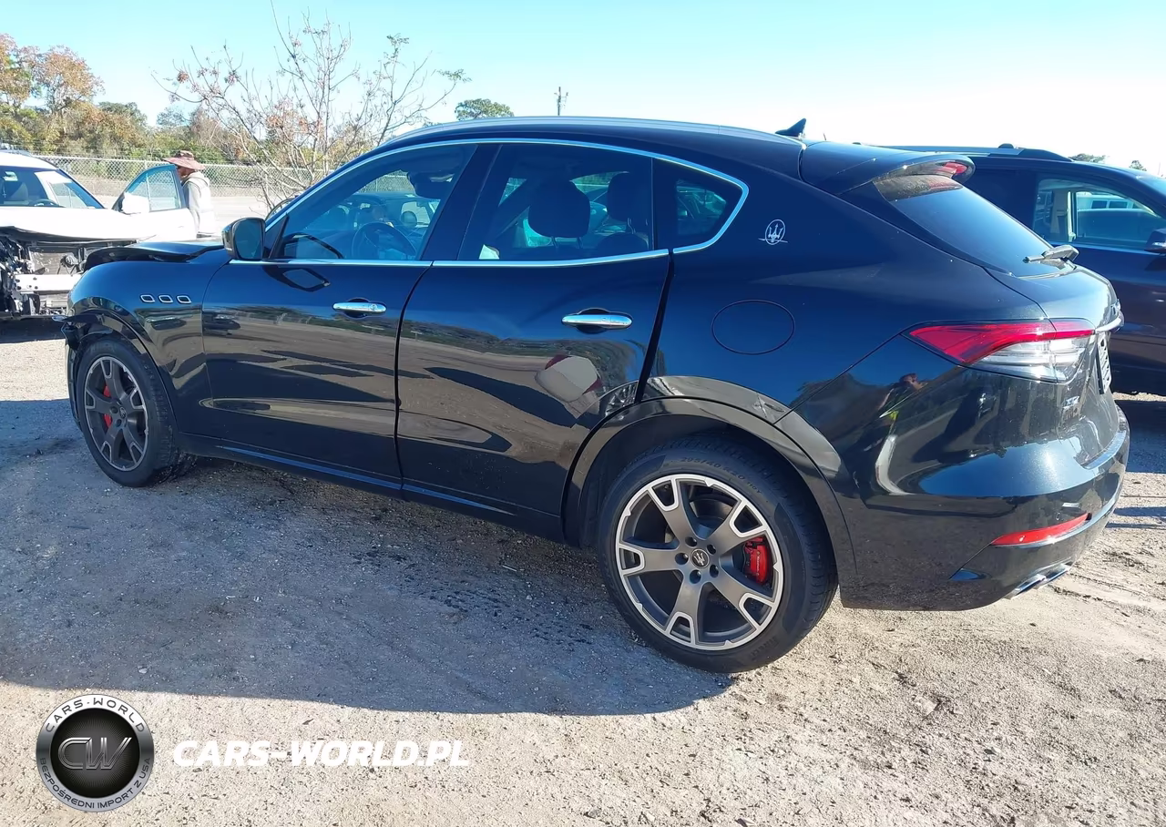 2021 Maserati Levante S VIN:ZN661YUA4MX379668 - 3