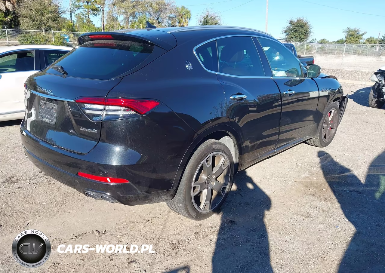 2021 Maserati Levante S VIN:ZN661YUA4MX379668 - 4