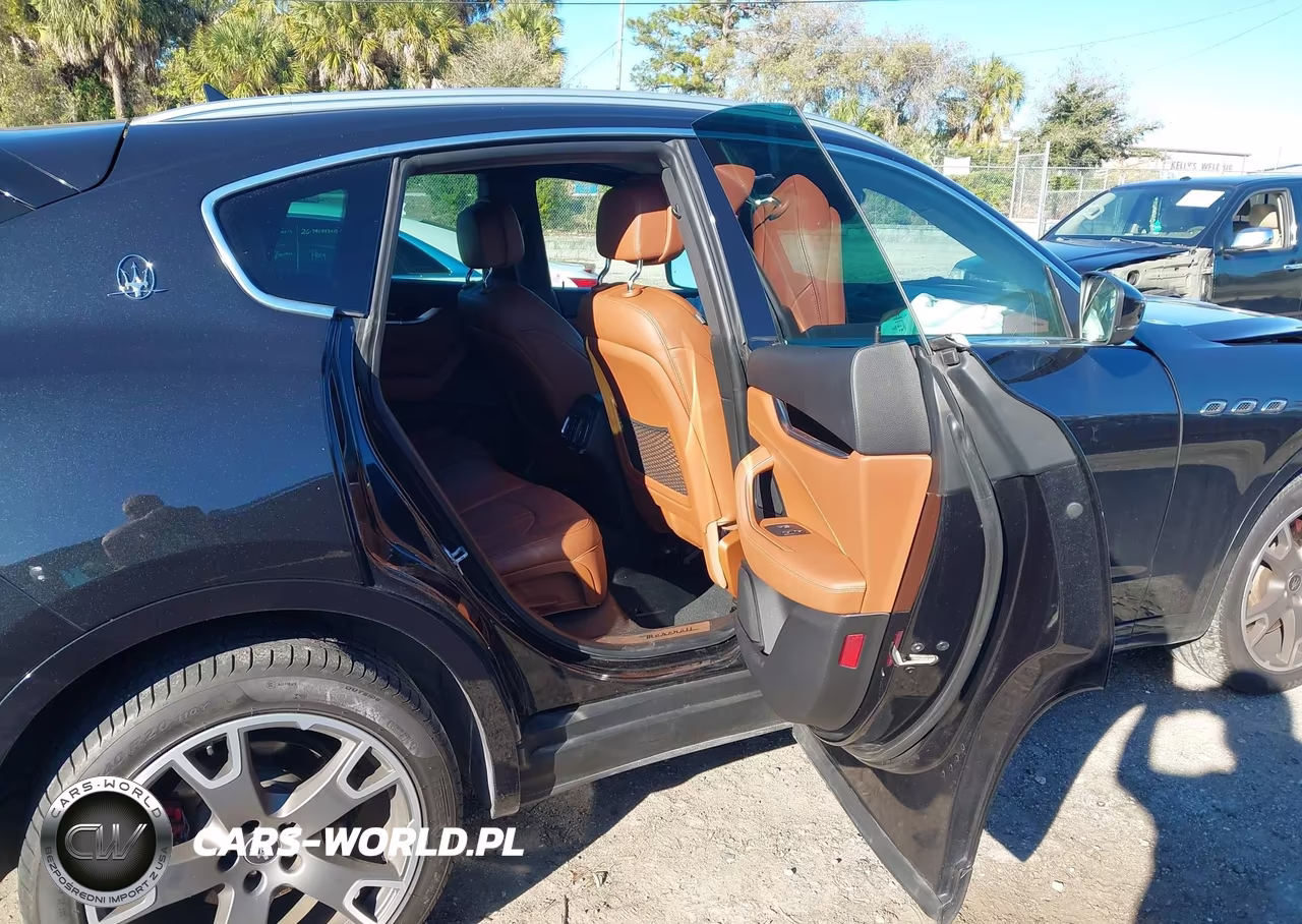 2021 Maserati Levante S VIN:ZN661YUA4MX379668 - 8