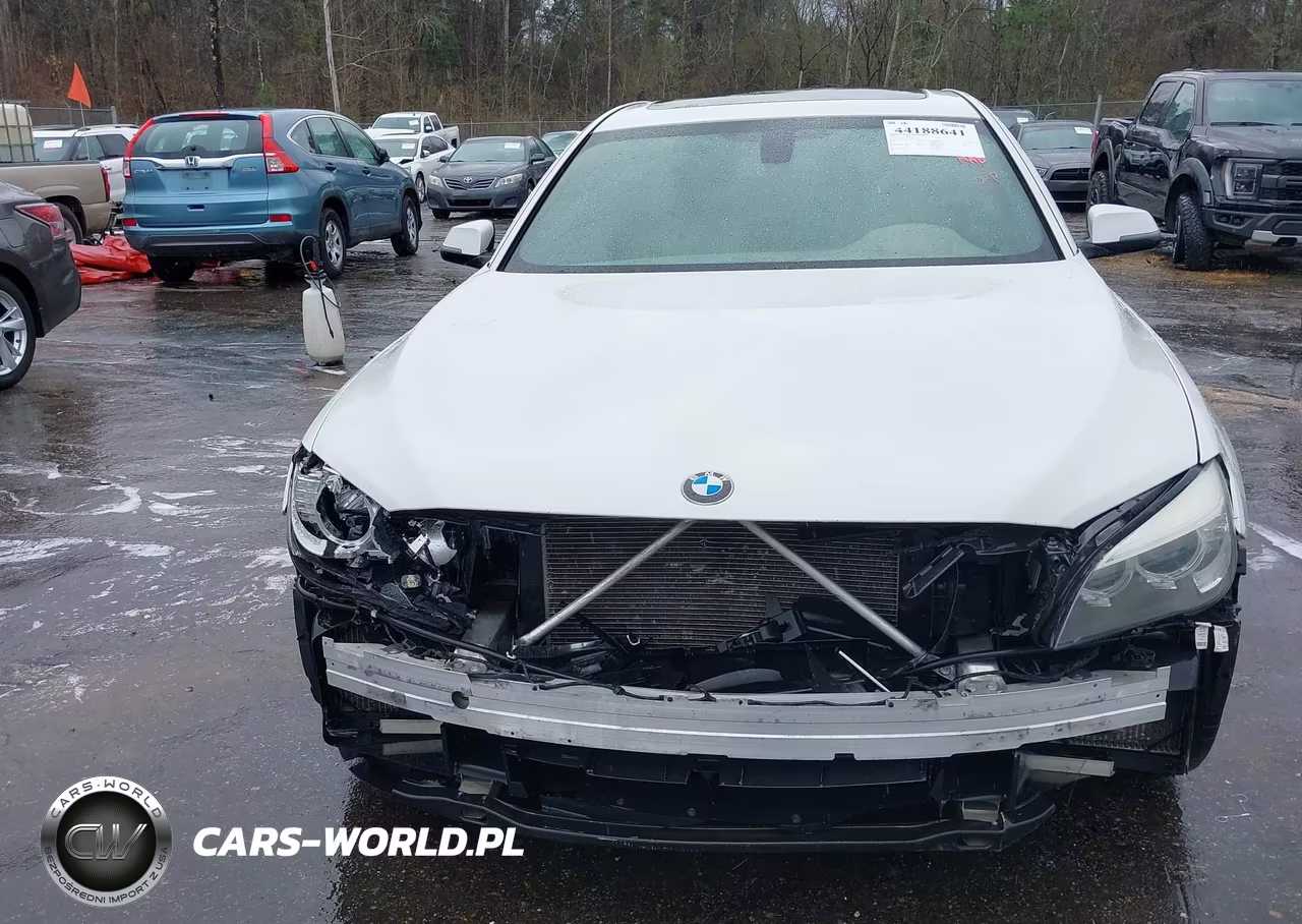 2014 BMW 740Li VIN:WBAYE4C59ED138474 - 13