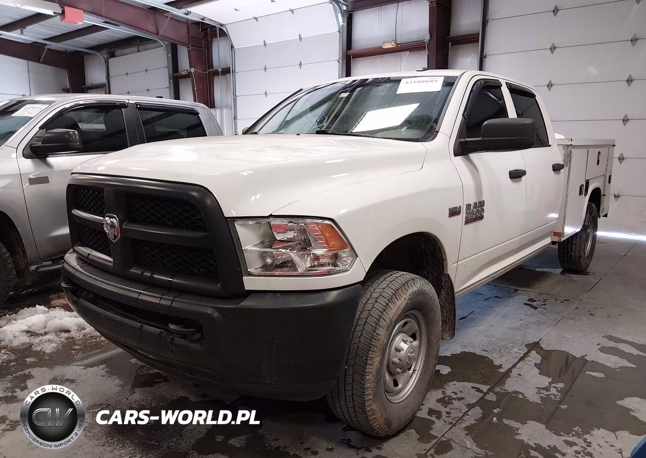 2017 Ram 2500 Tradesman 4X4 8' Box VIN:3C6TR5HT0HG699918 - 2