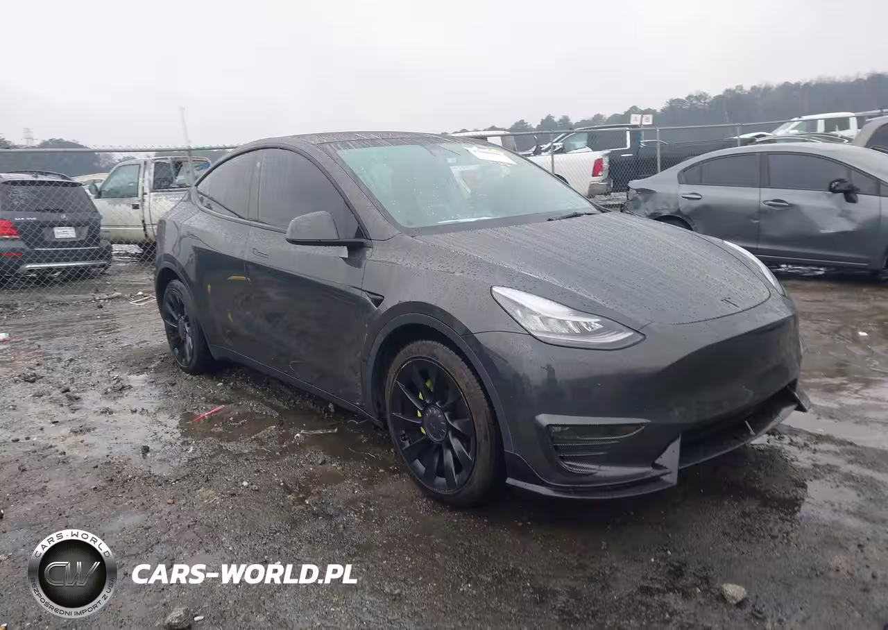 2021 Tesla Model Y Standard Range Rear-Wheel Drive