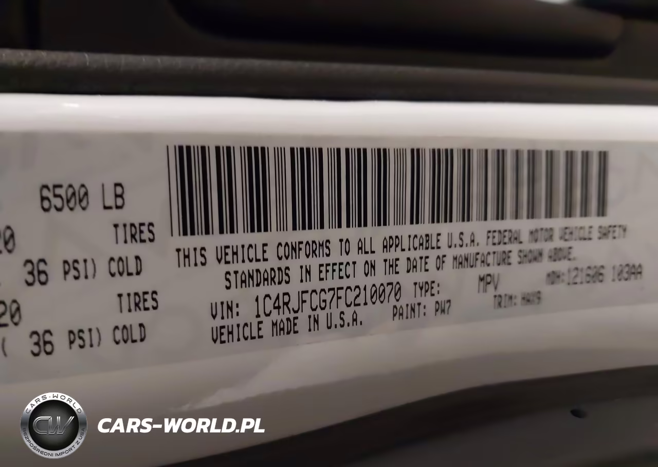 2015 Jeep Grand Cherokee High Altitude VIN:1C4RJFCG7FC210070 - 9