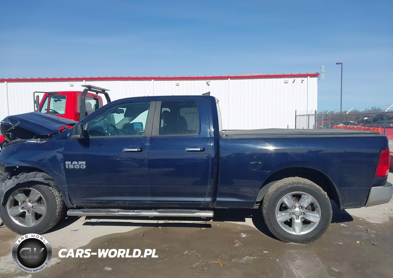 2018 Ram 1500 Big Horn 4X4 6'4 Box VIN:1C6RR7GG9JS311044 - 15