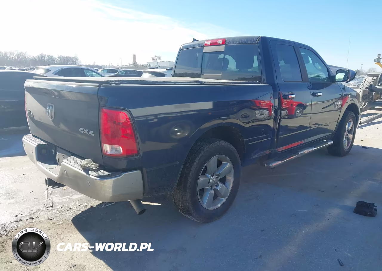 2018 Ram 1500 Big Horn 4X4 6'4 Box VIN:1C6RR7GG9JS311044 - 4