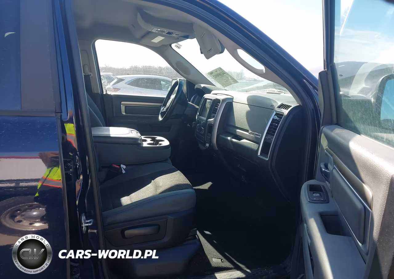 2018 Ram 1500 Big Horn 4X4 6'4 Box VIN:1C6RR7GG9JS311044 - 5