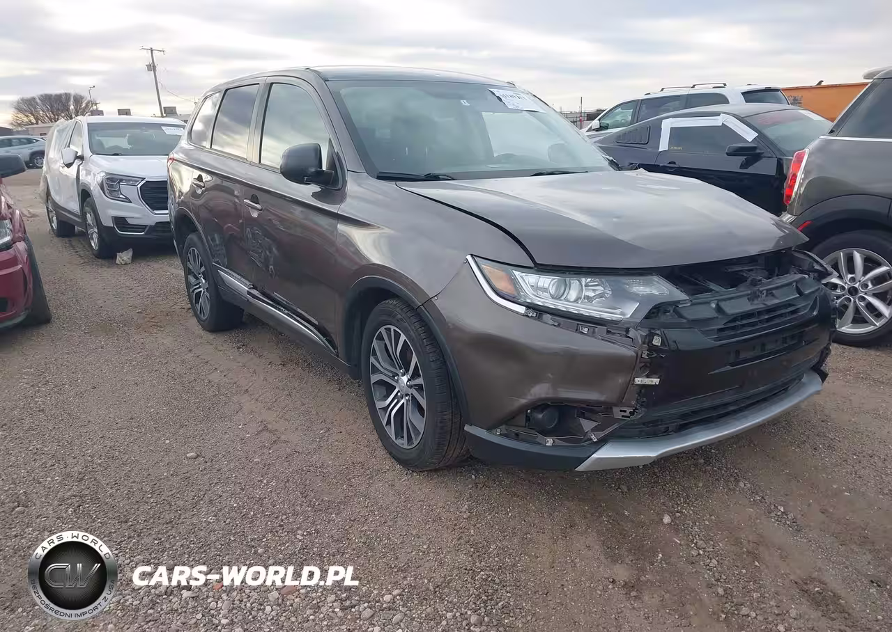 2017 Mitsubishi Outlander Es