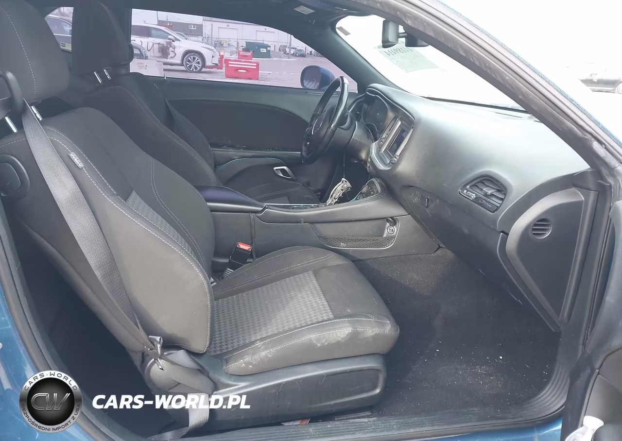 2020 Dodge Challenger Sxt VIN:2C3CDZAG9LH222901 - 5