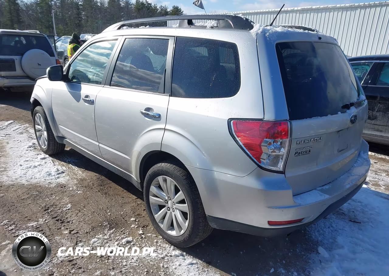 2011 Subaru Forester 2.5X Premium VIN:JF2SHACC9BG702651 - 3