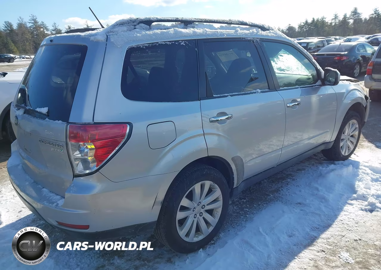 2011 Subaru Forester 2.5X Premium VIN:JF2SHACC9BG702651 - 4